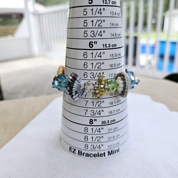 Glass Bead Seashell Bracelet Stretchy - Picture 14 of 15
